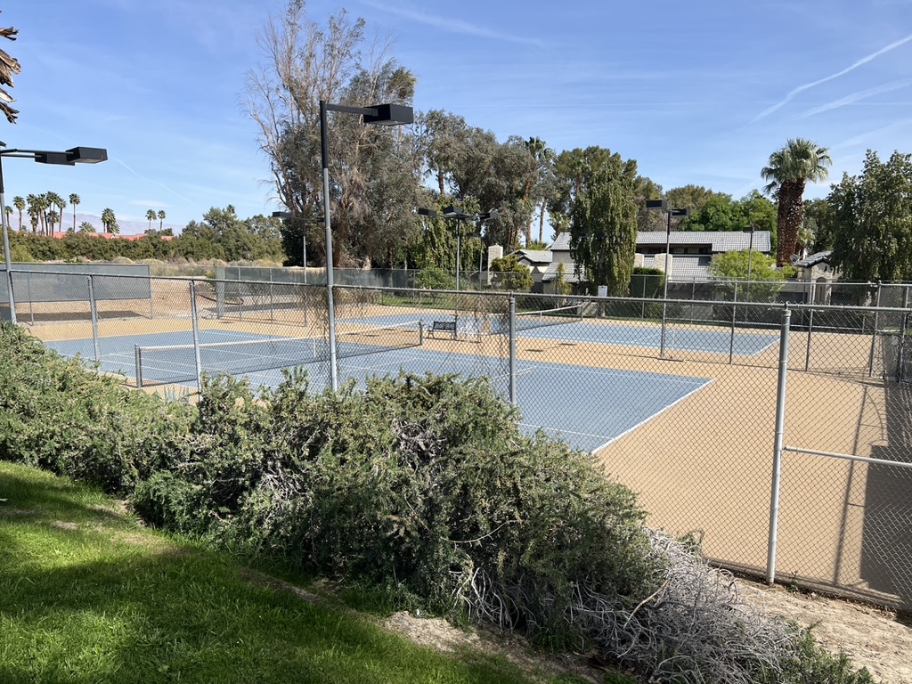 tennis tourist los pueblos palm springs california tennis