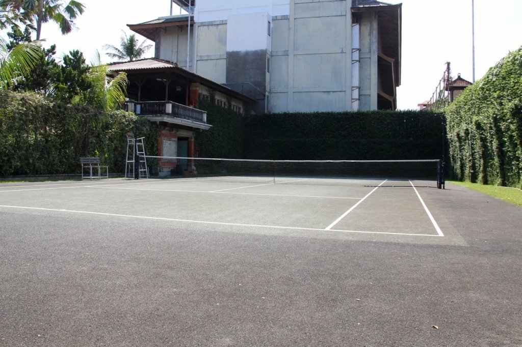 tennis-tourist-bali-legian-tennis-teri-church