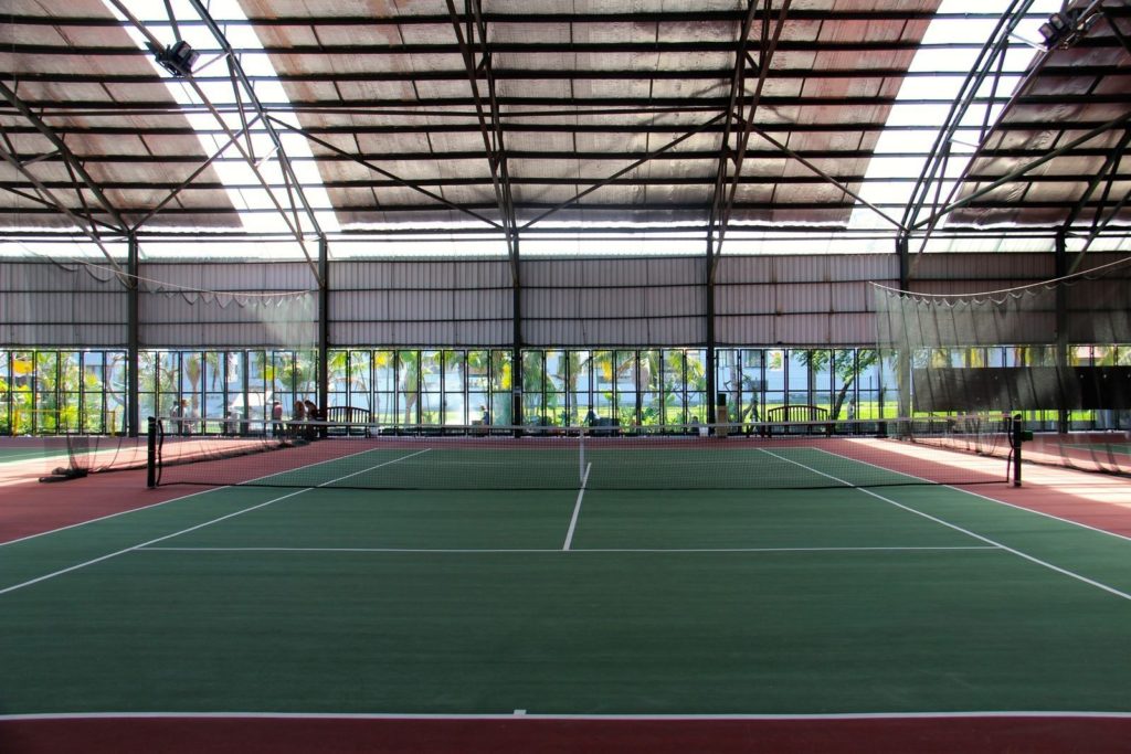 tennis-tourist-finns-club-tennis-bali-teri-church