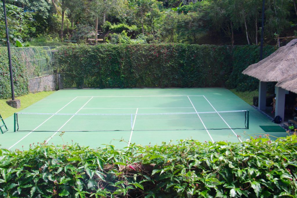 maya-ubud-bali-tennis