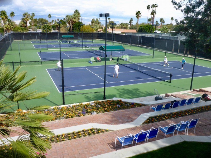 shadow-mountain-palm-desert-courts