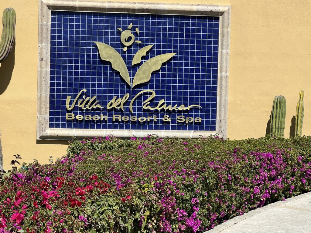 tennis-tourist-villa-del-palmar-cabo-san-lucas-mexico-sign