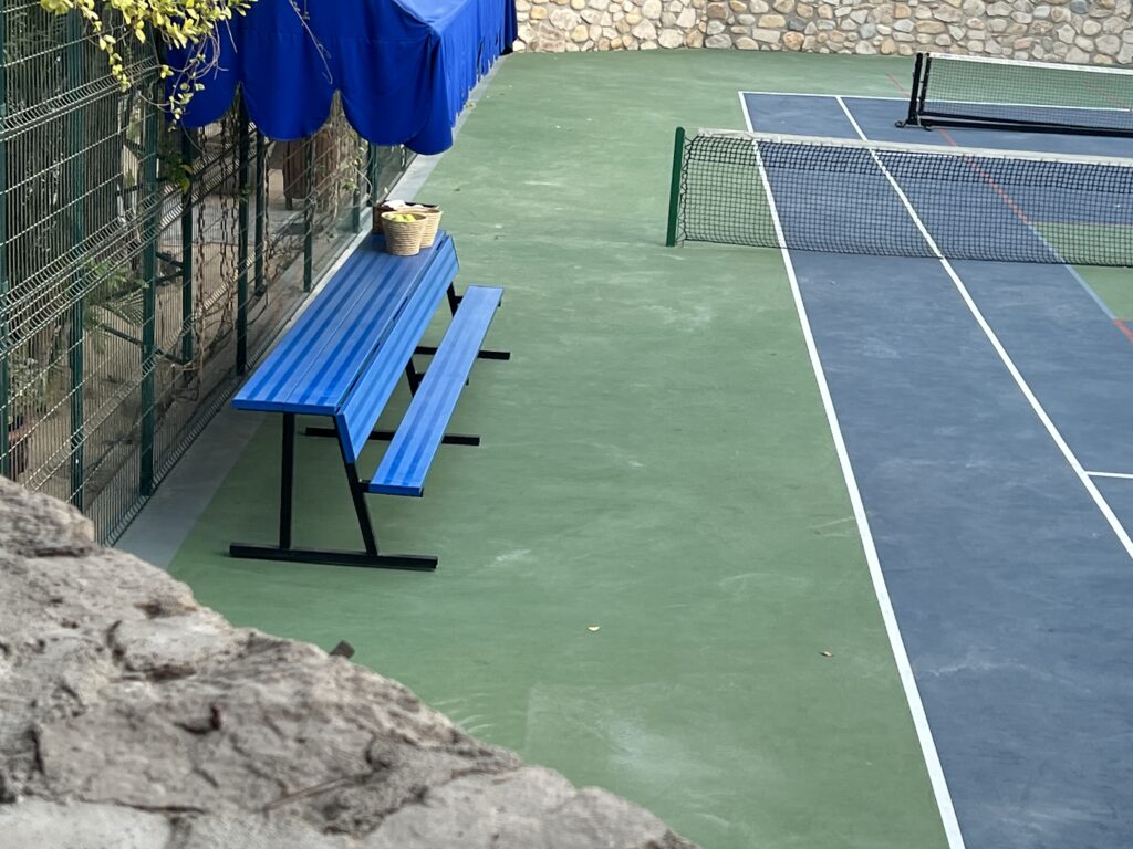 tennis-tourist-club-cascadas de baja mexico cabo san lucas bench court teri church