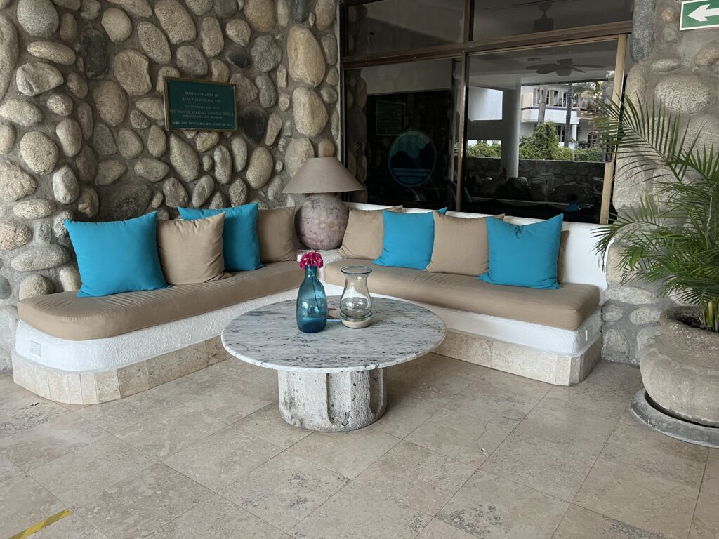 tennis-tourist-club-cascadas de baja mexico cabo san lucas hotel seats teri church