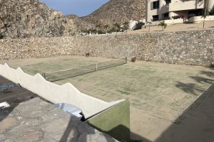tennis-tourist-terrasol-cabo-san-lucas-mexico-grass-tennis-court-teri-church